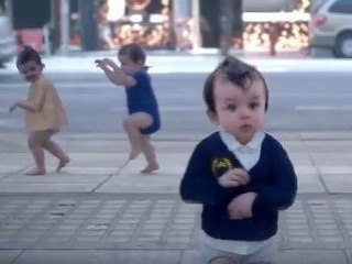 Dokonalá reklama: Tancujúce bábätká