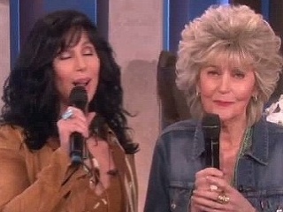 Speváčka Cher prilákala do