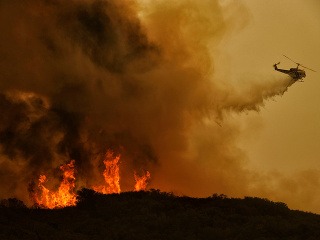 Požiare v Kalifornii ohrozujú