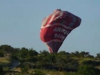 VIDEO Zrážku výletných balónov