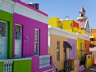 Pozrite si najfarebnejšie mestá