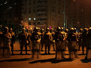 Armáda zvrhla prezidenta Mursího
