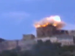 Stredoveký hrad zasiahla raketa