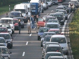 Kolóna núdzový pruh