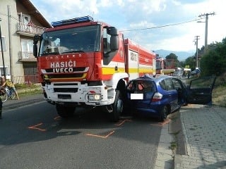 Zrážka hasičského auta s
