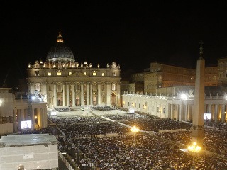 Pápež viedol večernú vigíliu