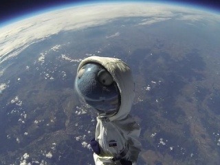 Maňuška prepísala históriu vesmírneho