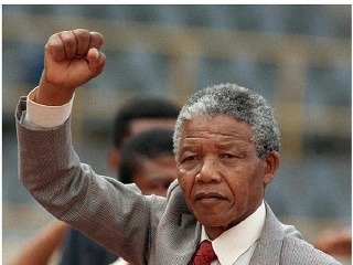 Zomrel Nelson Mandela (†95):