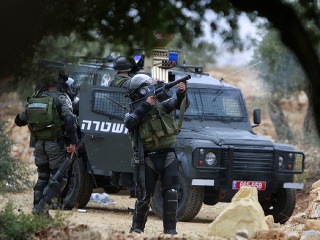 Krutosť izraelských vojakov: Zastrelili