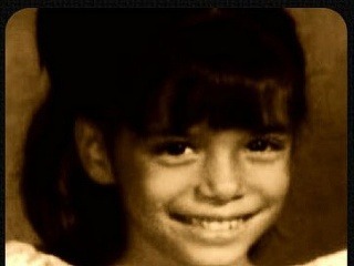 Z tohto vysmiateho dievčatka