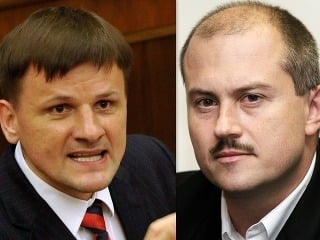 Hlina zničil Kotlebu: Janukovičovi