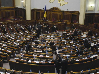 Ukrajinský parlament chce pracovať