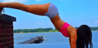 Majiteľka najobdivovanejšieho zadočku zarába