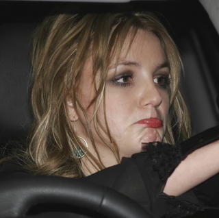 Labilná Britney Spears: Opäť
