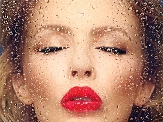 Kylie Minogue - Kiss