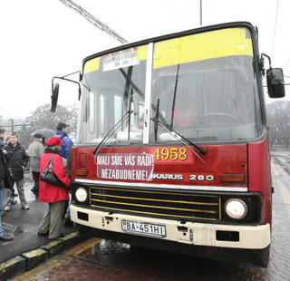 Adieu, legendárny Ikarus!