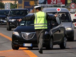 Agresívnou a bezohľadnou jazdou