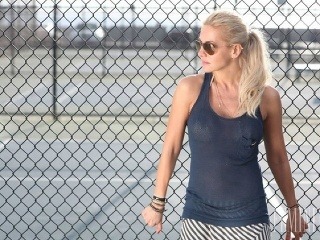 Sexi Dara Rolins otvorene