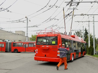 Prvé nové trolejbusy počas
