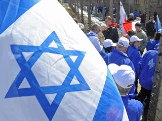 Tisíce mladých židov sa