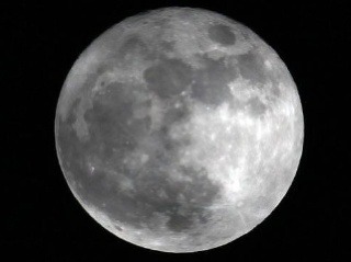 Tvrdenie novej štúdie: Mesiac