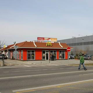 Vynovený McDonald’s v Avione:
