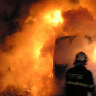 Srbsko: 14 hasičov skončilo