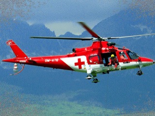 Vrtuľník dnes pomáhal žene
