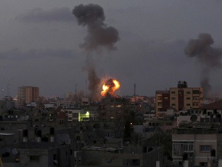 Bombardovanie pásma Gazy