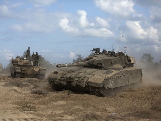 Izrael rozšíril pozemnú ofenzívu