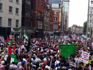 Mohutné protesty v Londýne