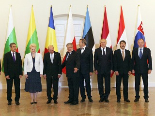 Prezidenti (zľava doprava): Miloš