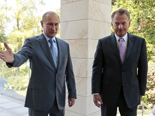 Vladimir Putin (vľavo) s