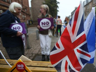 Nahnevaní Škóti: Voliči boli