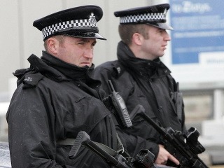 Londýnska polícia podnikla rozsiahlu
