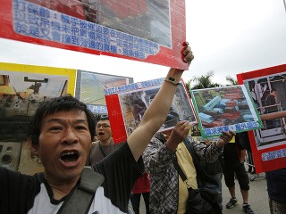 Desiatky študentov protestovali: Peking