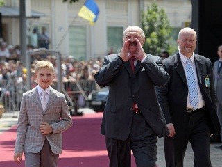 Alexander Lukašenko so synom