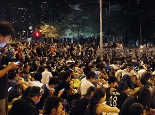Protestujúci v Hongkongu dostali