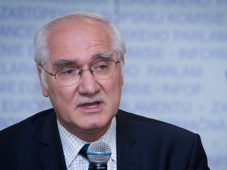 Miroslav Mikolášik