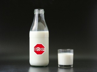 Je mlieko skutočne škodlivé?