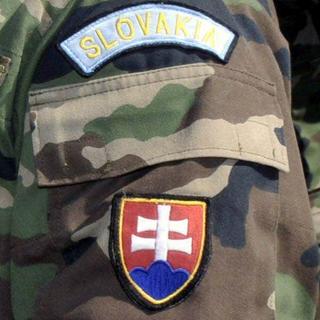 Opitého slovenského vojaka prešiel