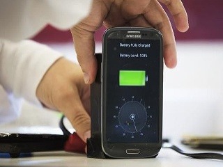 Telefón nabitý za 30