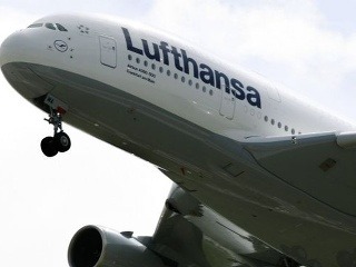 Lufthansa zvažuje neohlásené zdravotné