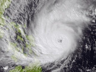 Tajfún Hagupit dnes udrel
