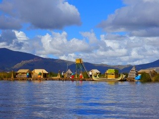 jazero Titicaca, Peru
