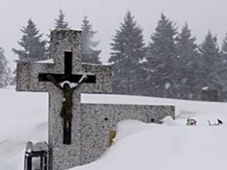 Cintorín v obci Tovarné