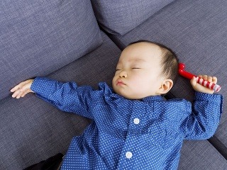 Krátky spánok po obede