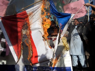 Demonštrácie v Pakistane prerástli