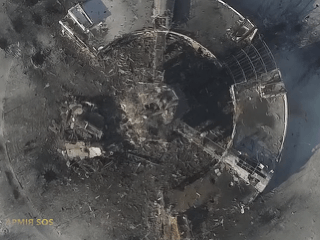 Zničené letisko v Donecku