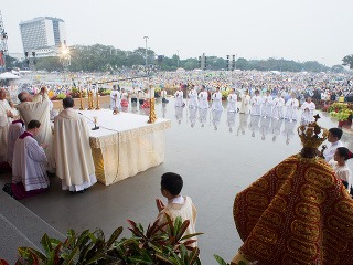 Pápež zakončil návštevu Ázie